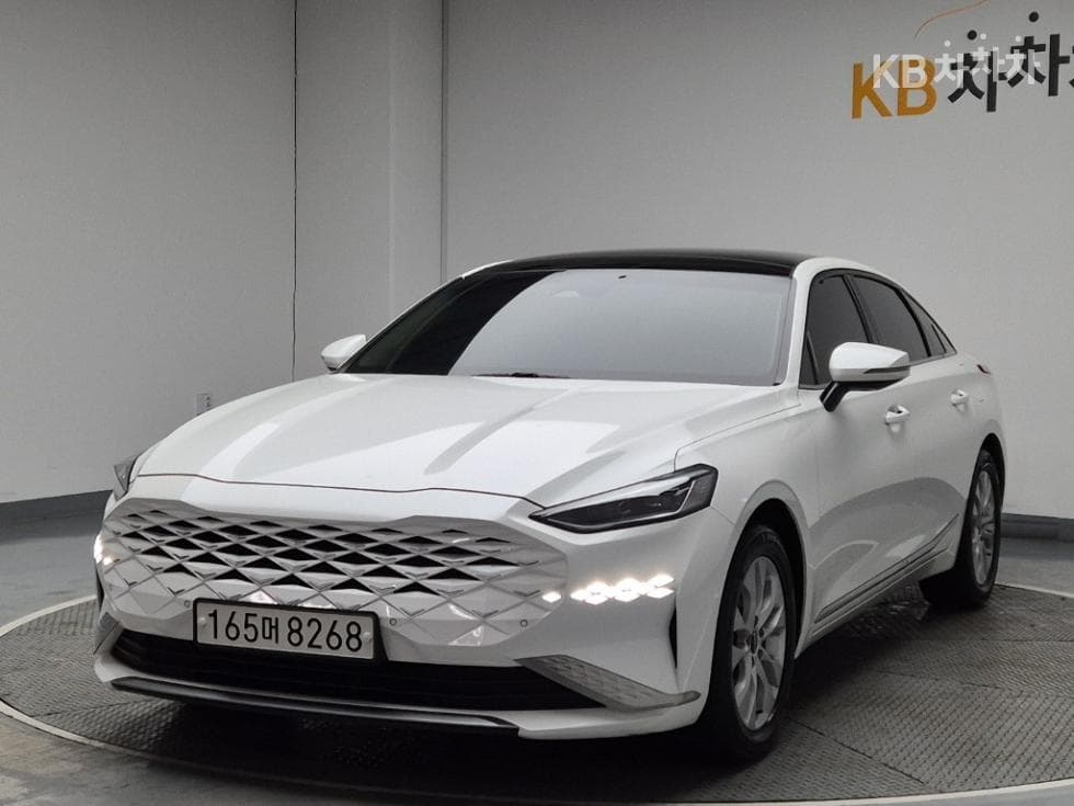 Киа K8 3.5 LPG Рент-а-кар Тренди - Image 1