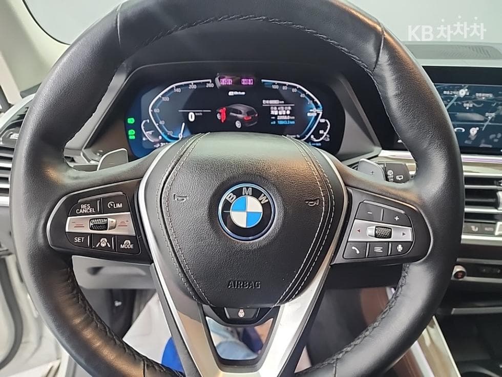 BMW X5 (G05)xDrive 45e xLine - 9