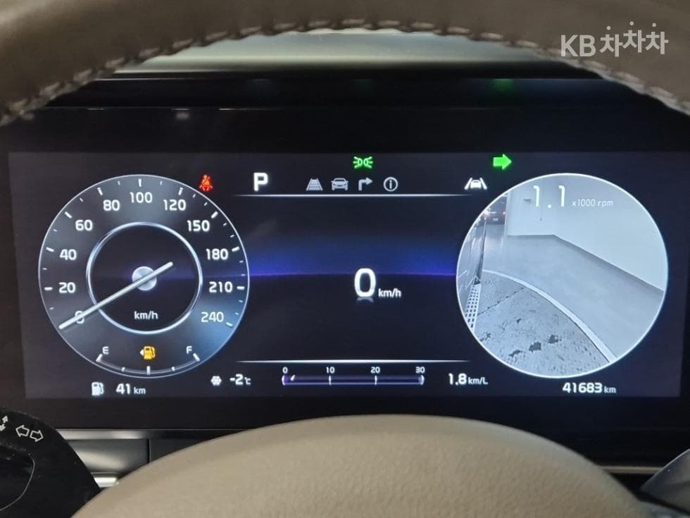 Киа Канивал 4-то поколениеВисок Лимузин (Канивал) G3.5 GDI 9-местен Signature - 6