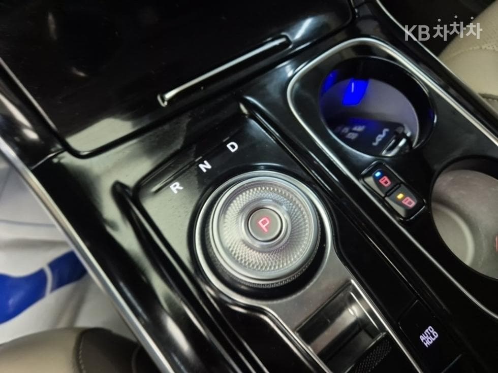 Киа Канивал 4-то поколениеВисок Лимузин (Канивал) G3.5 GDI 9-местен Signature - 8