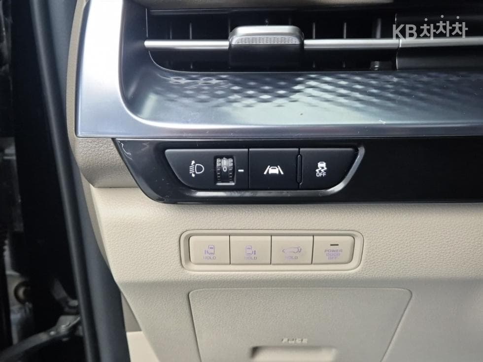 Киа Канивал 4-то поколениеВисок Лимузин (Канивал) G3.5 GDI 9-местен Signature - 17