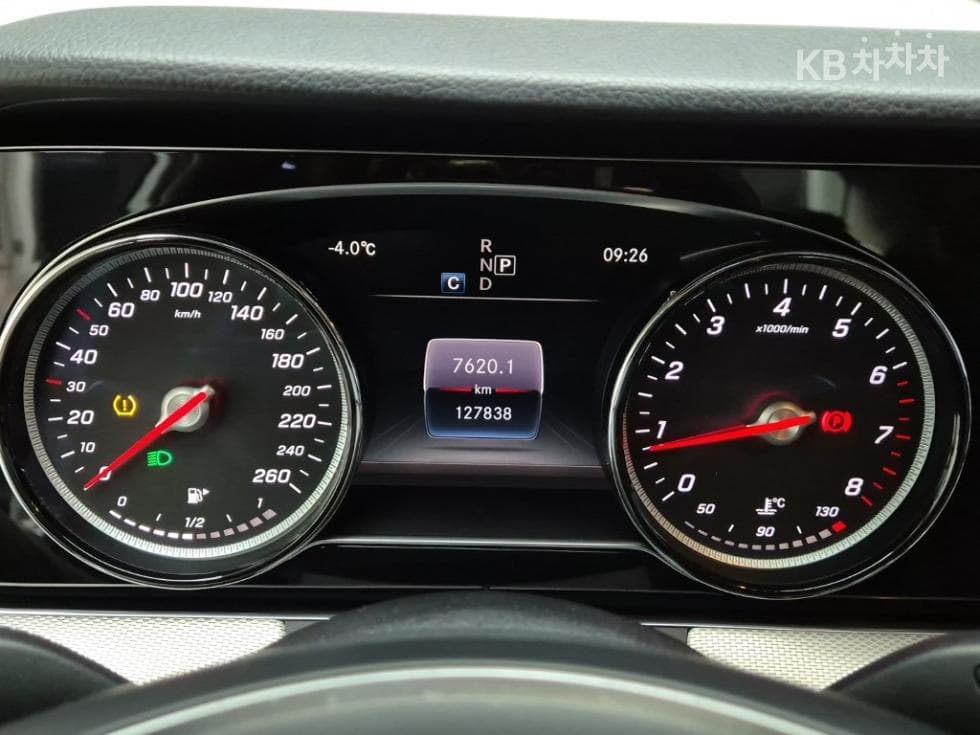 Mercedes-Benz New E-ClassE200 Avantgarde W214 - 6