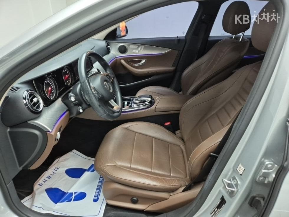 Mercedes-Benz New E-ClassE200 Avantgarde W214 - 11