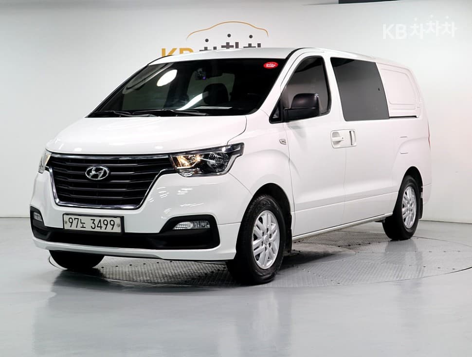 Хюндай The New (фейслифт) 그랜드 Star렉스 Ван 5-местен Modern - Image 1