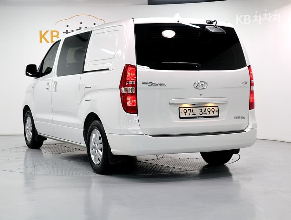 Hyundai The New (facelift) 그랜드 Star렉스Van 5-seater Modern - 4