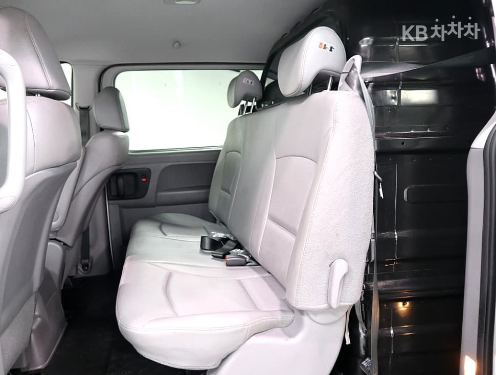 Hyundai The New (facelift) 그랜드 Star렉스Van 5-seater Modern - 10
