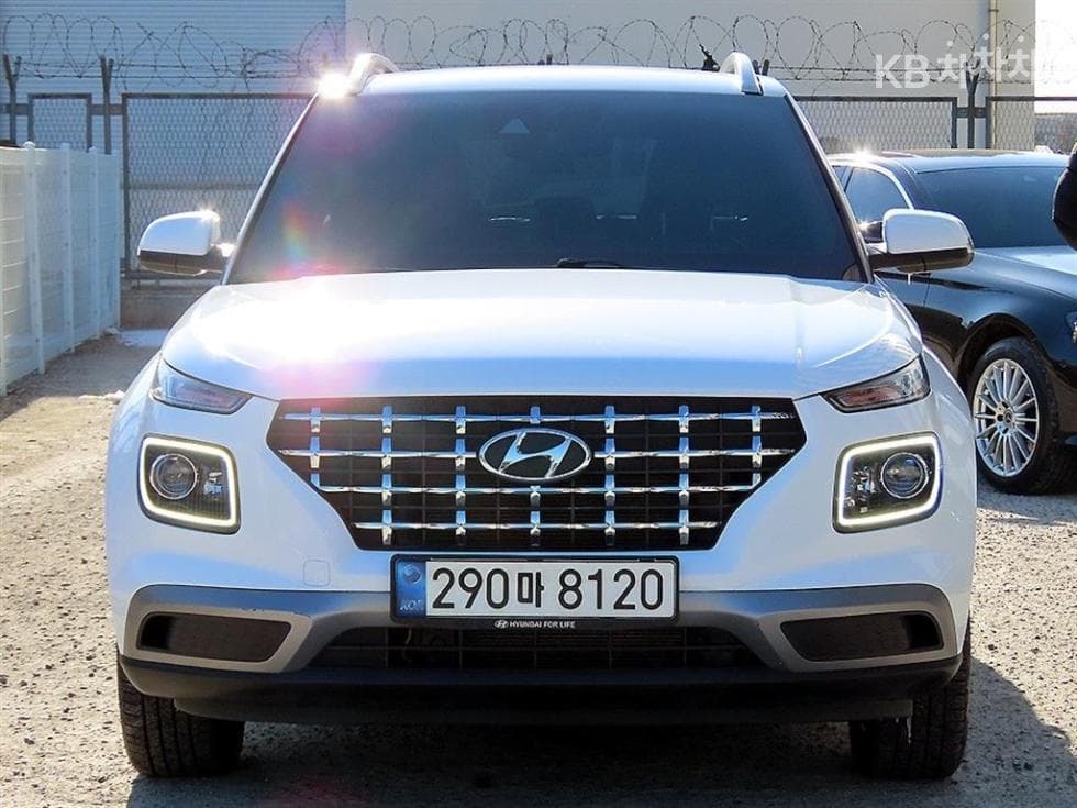 Хюндай ВениуБензин 1.6 Modern