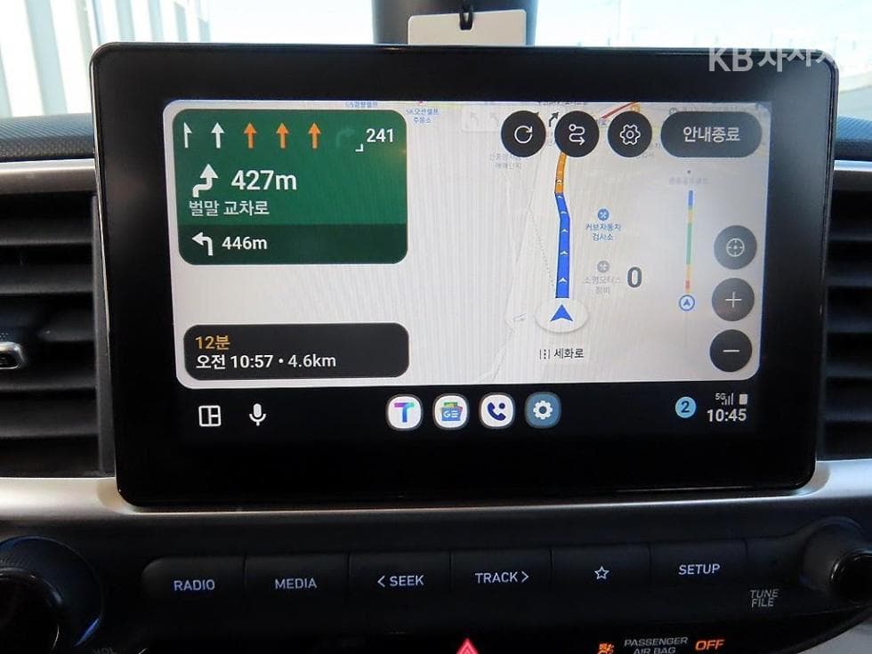 Хюндай ВениуБензин 1.6 Modern - 14