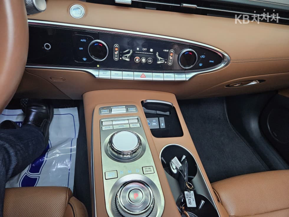 Дженезис GV70Бензин 2.5T 2WD - 10