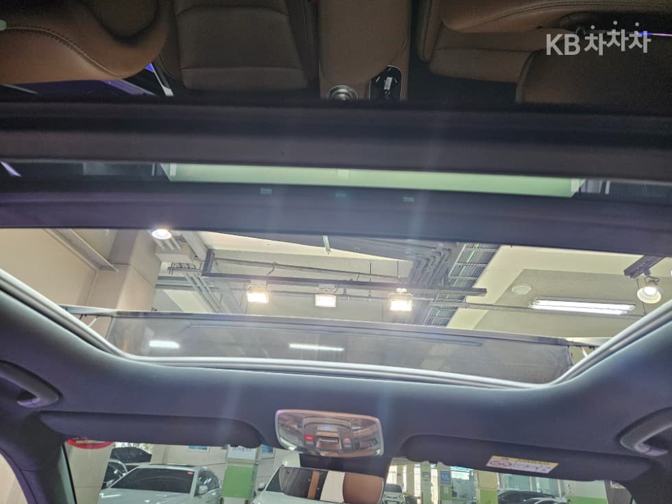 Дженезис GV70Бензин 2.5T 2WD - 21