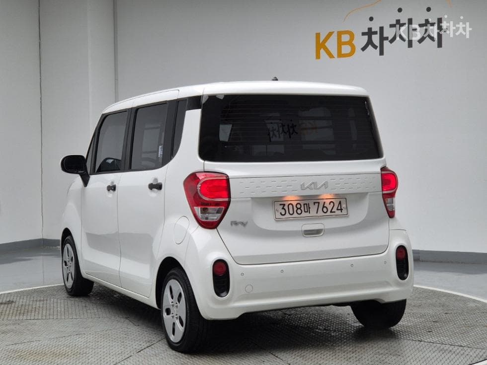 Киа The New (фейслифт) Рей (ван) Ван1.0 Бензин Ван 2-местен Стандартен - 2