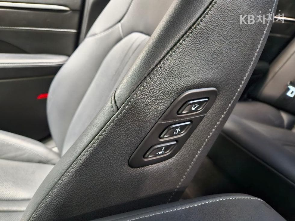 Хюндай Соната (DN8)2.0 Premium Plus - 20