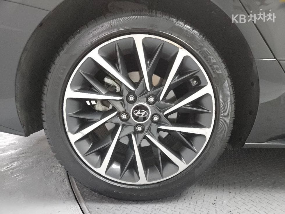 Хюндай Соната (DN8)2.0 Premium Plus - 25