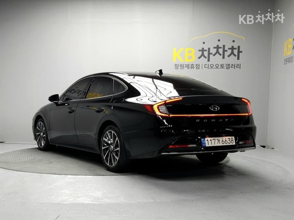 Хюндай Соната (DN8)2.0 Premium Plus - 3