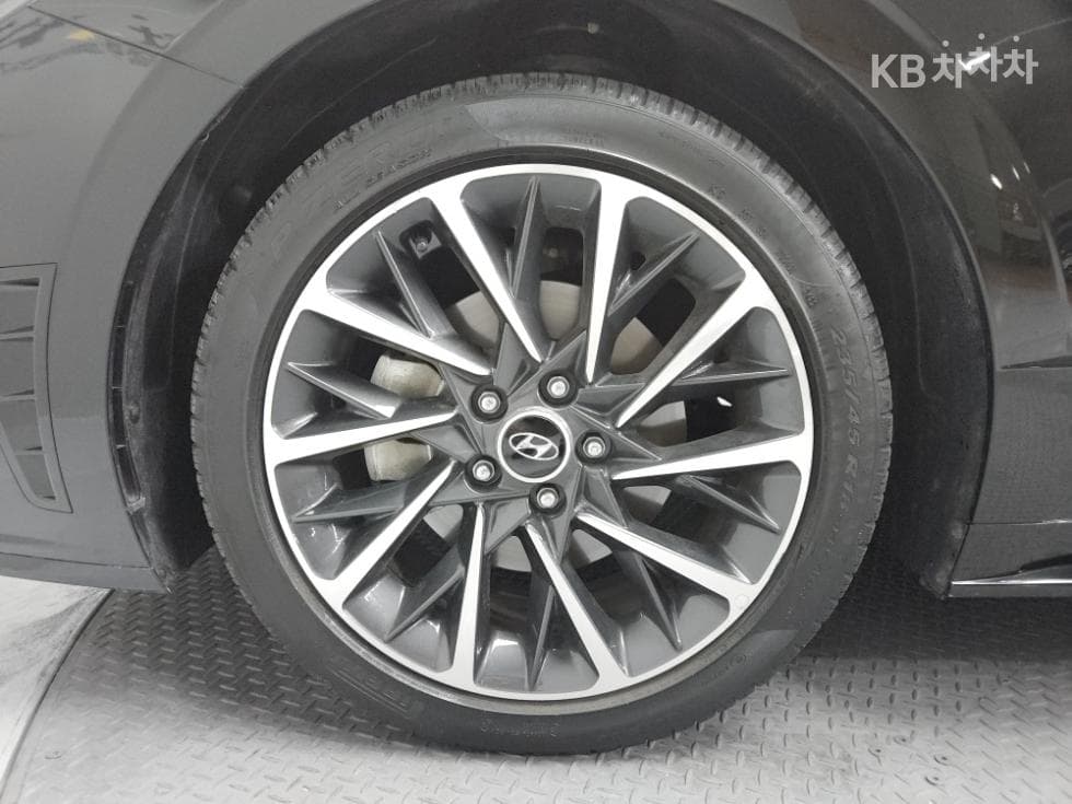 Хюндай Соната (DN8)2.0 Premium Plus - 8