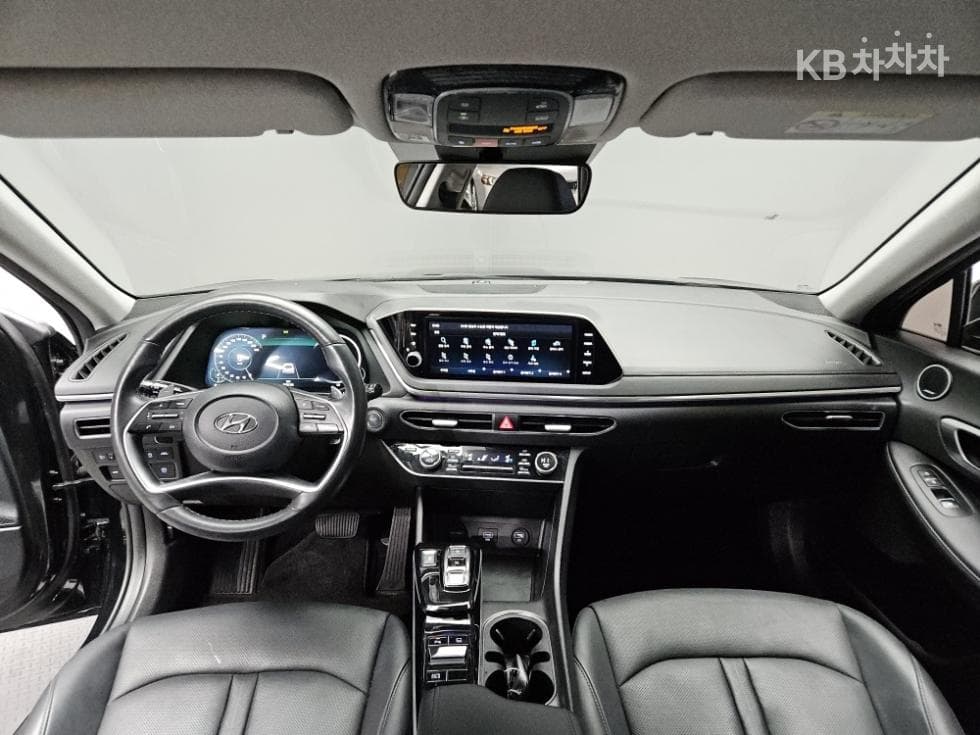 Хюндай Соната (DN8)2.0 Premium Plus - 9