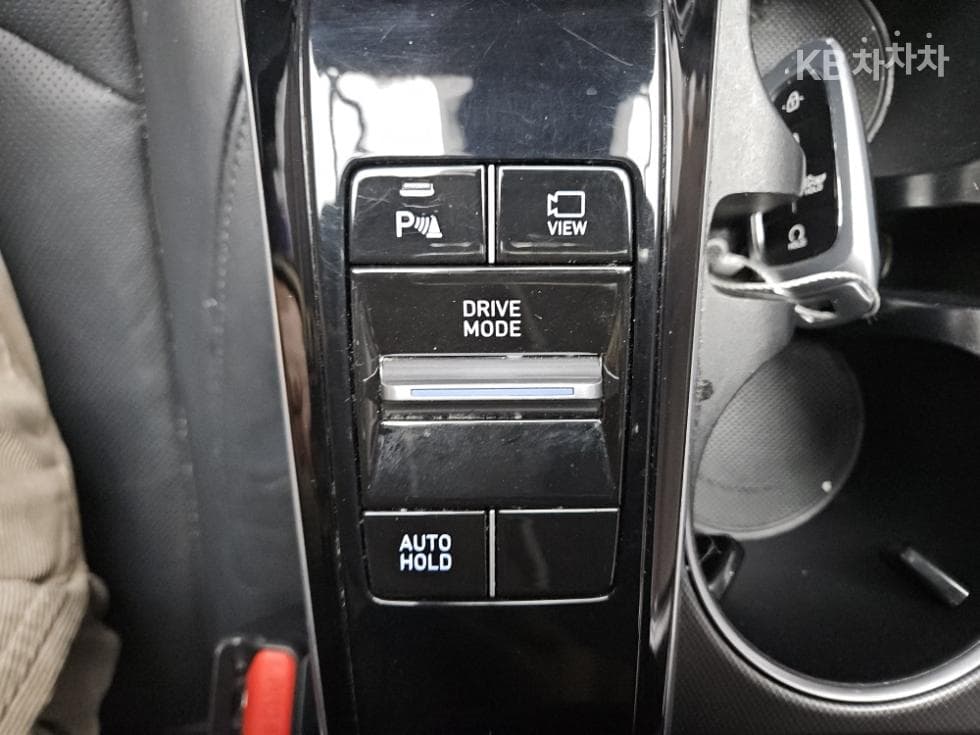 Хюндай Соната (DN8)2.0 Premium Plus - 16