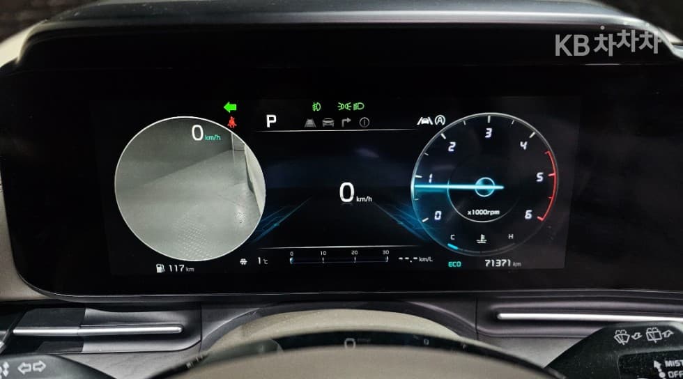 Kia Carnival 4th generationD2.2 9-seater Noblesse - 8