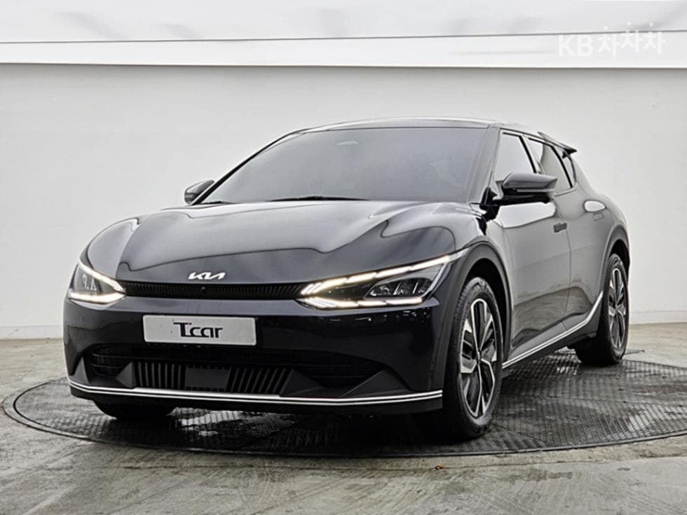 Kia EV6 롱 레Seater지 4WD Air - Image 1