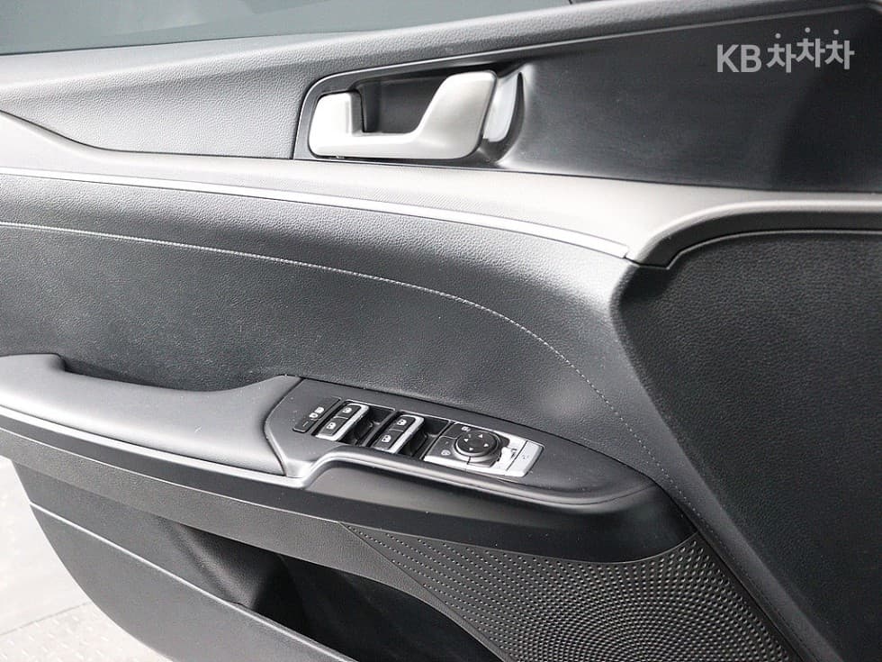 Киа K5 3-토 поколение2.0 Бензин Престиж - 13