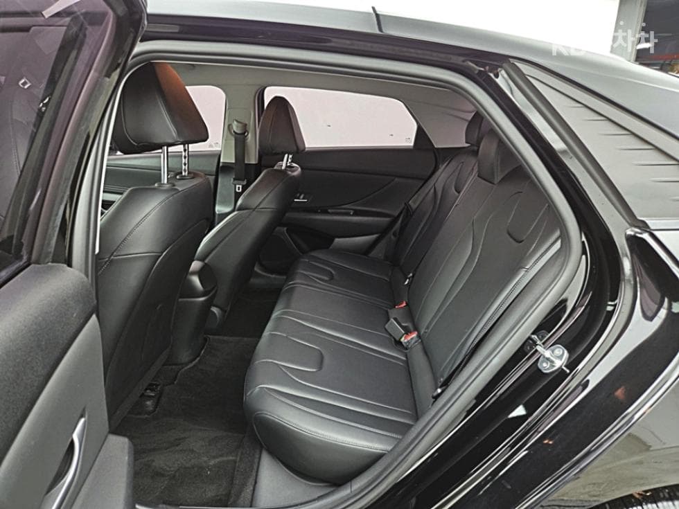 Hyundai All New Avante (Elantra)(CN7)1.6 Gasoline Modern - 12