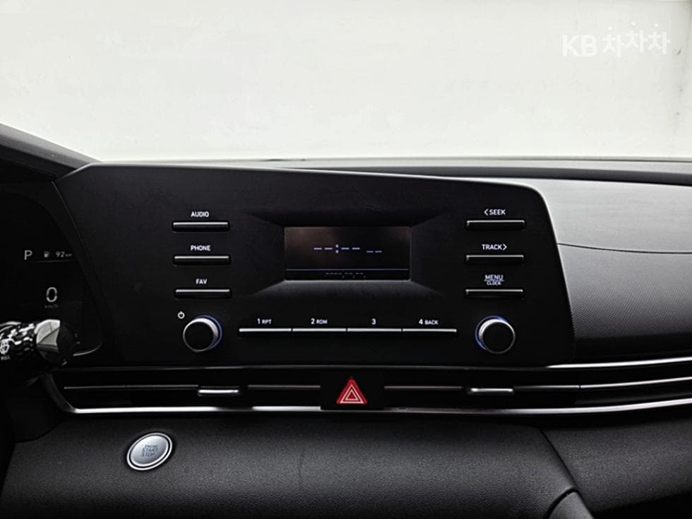 Hyundai All New Avante (Elantra)(CN7)1.6 Gasoline Modern - 17