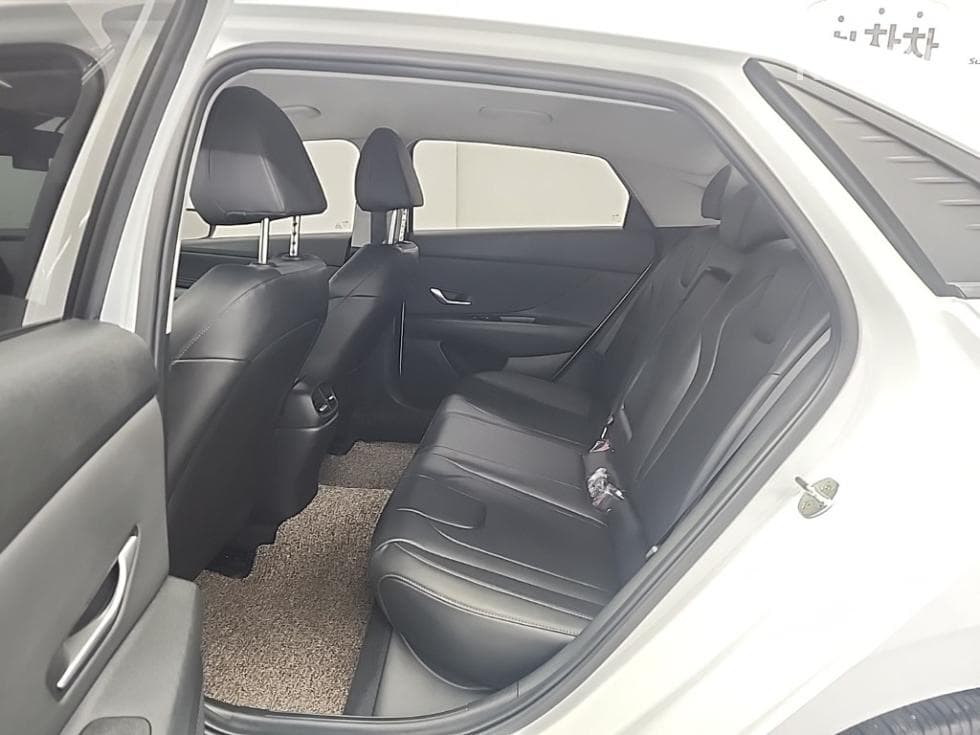 Hyundai All New Avante (Elantra)(CN7)1.6 Gasoline Modern - 12