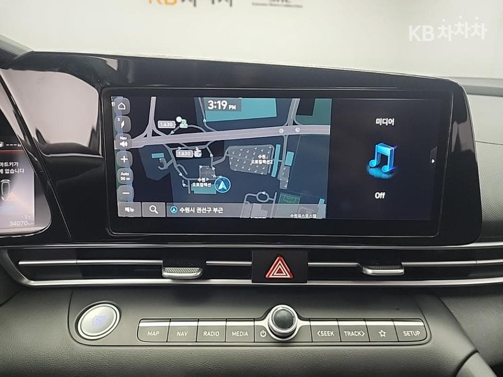 Hyundai All New Avante (Elantra)(CN7)1.6 Gasoline Modern - 15