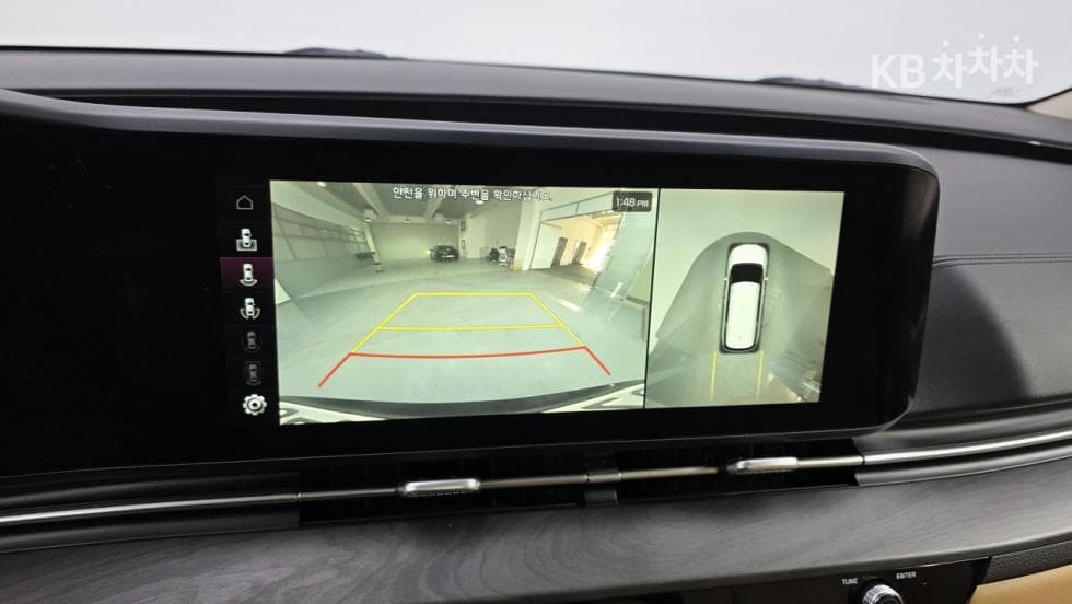 Kia Carnival 4th generationD2.2 9-seater Signature - 15