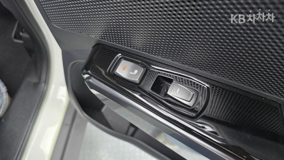 KG Mobility Very New (facelift/refresh; particularly for Tivoli) Tivoli Gasoline V3 2WD Standard - Image 1