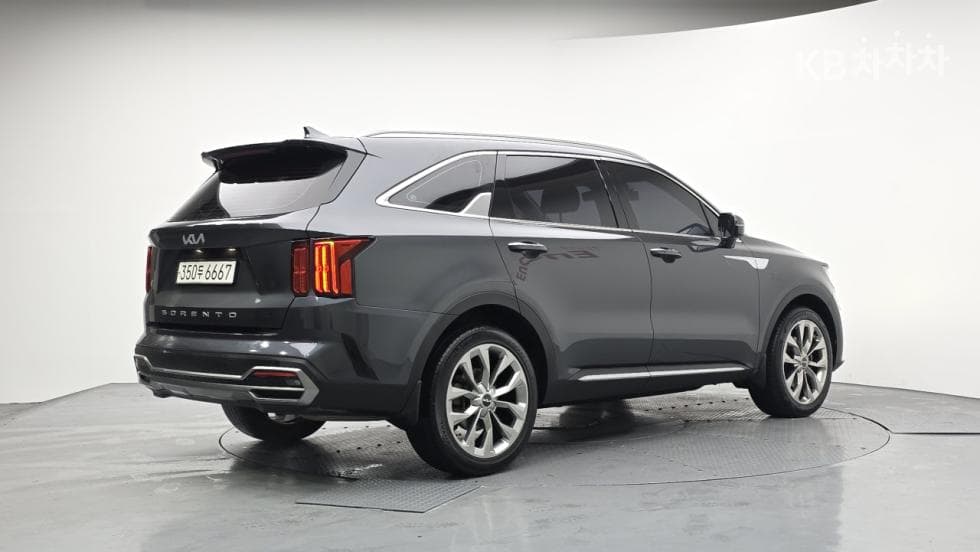 Киа Sorento 4-то поколение2.2 Дизел 2WD Престиж - 4