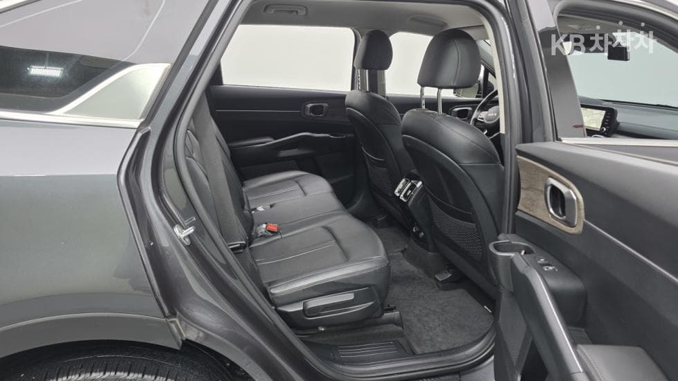 Киа Sorento 4-то поколение2.2 Дизел 2WD Престиж - 8