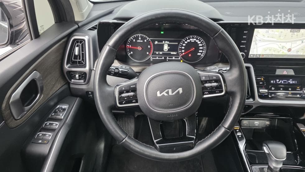 Киа Sorento 4-то поколение2.2 Дизел 2WD Престиж - 12