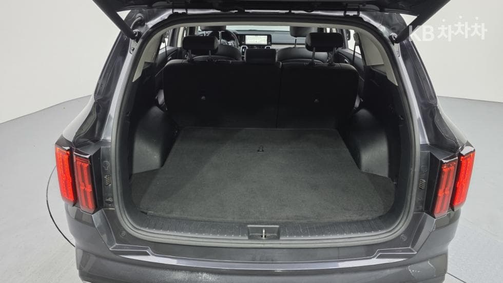 Киа Sorento 4-то поколение2.2 Дизел 2WD Престиж - 13