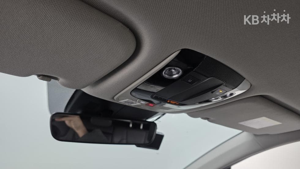 Киа Sorento 4-то поколение2.2 Дизел 2WD Престиж - 23