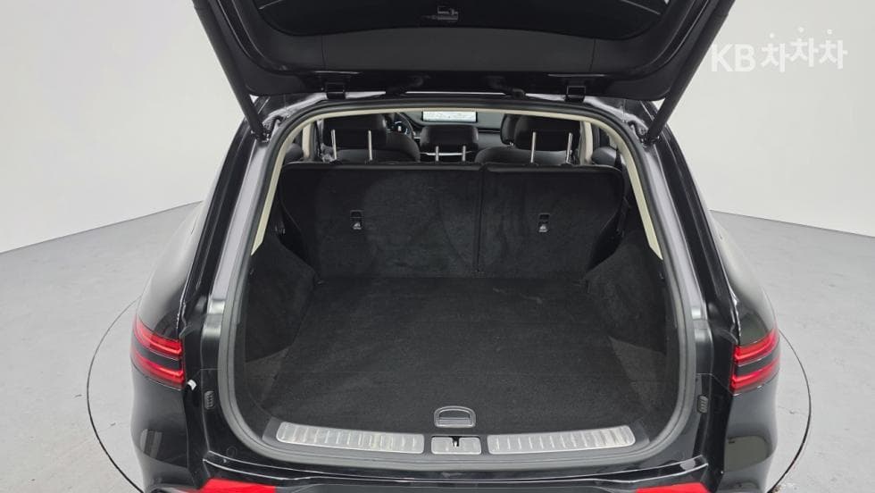 Genesis GV70Gasoline 2.5T AWD - 13