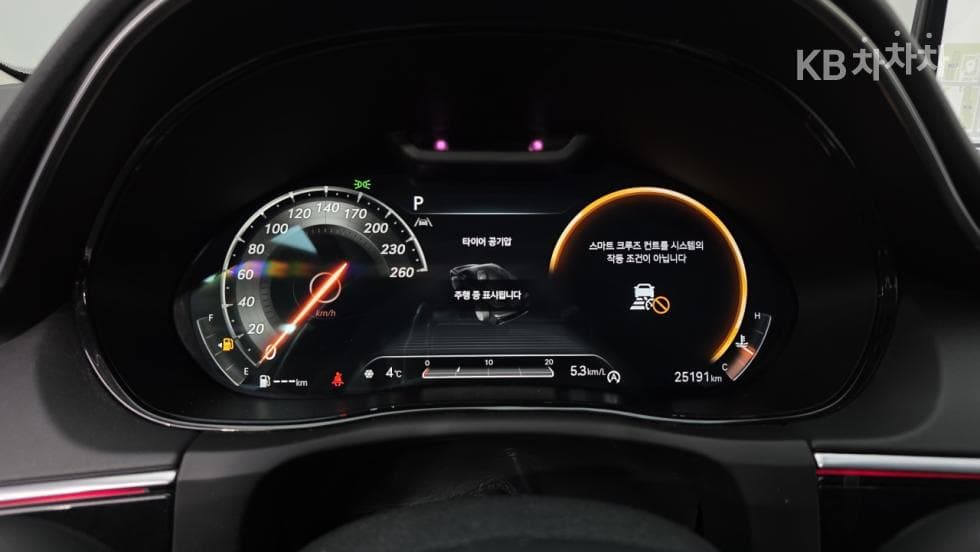 Genesis GV70Gasoline 2.5T AWD - 19