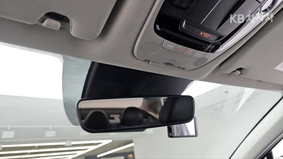 Kia K5 3rd Gen2.0 Gasoline Prestige - 17