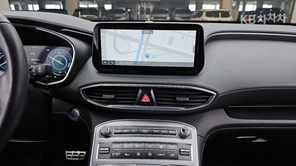 Хюндай The New (фейслифт) Санта Фе TM Хибрид1.6 HEV 2WD Calligraphy - 18