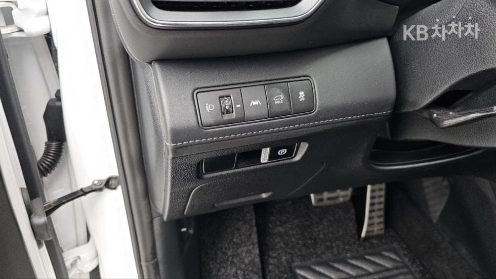 Хюндай The New (фейслифт) Санта Фе TM Хибрид1.6 HEV 2WD Calligraphy - 26