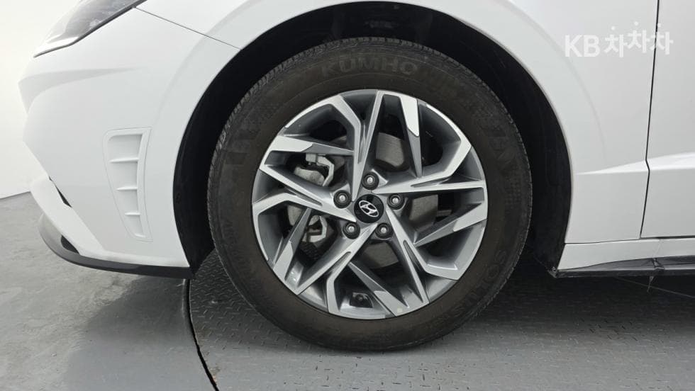 Hyundai Sonata (DN8)2.0 Modern - 6