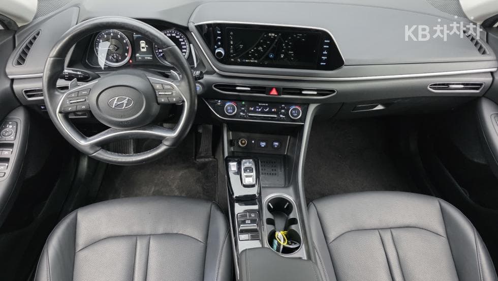 Hyundai Sonata (DN8)2.0 Modern - 9