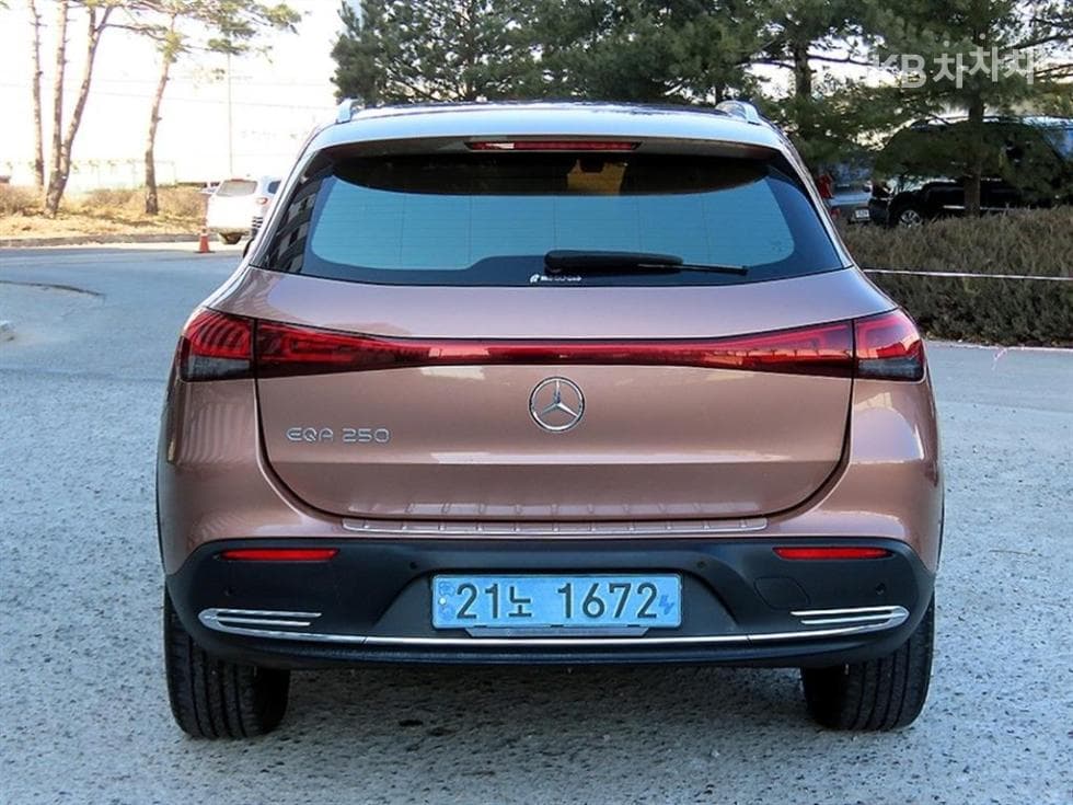 Mercedes-Benz EQA (H243)EQA 250 AMG Package - 4