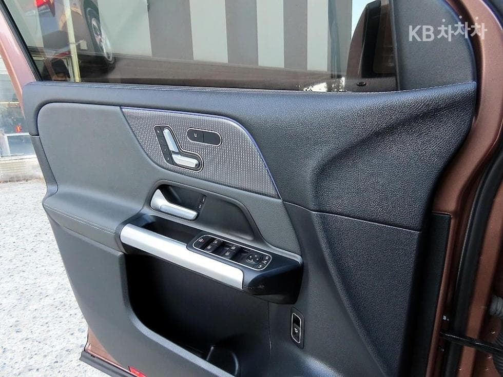 Mercedes-Benz EQA (H243)EQA 250 AMG Package - 11