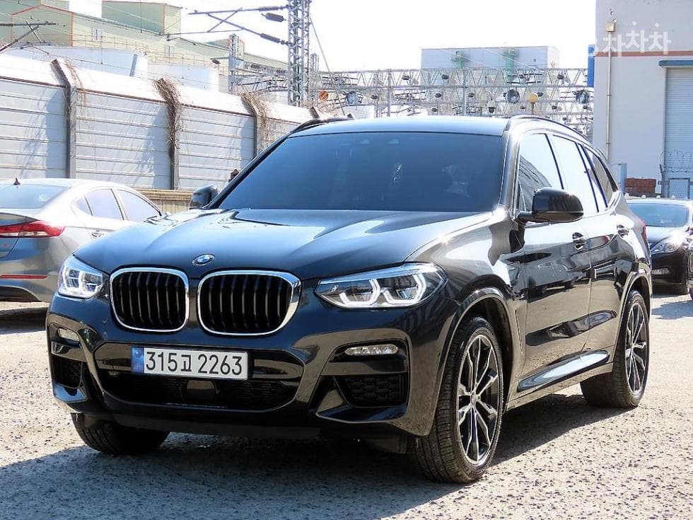 BMW X3 (G01) xDrive 30e M Sport - Image 1