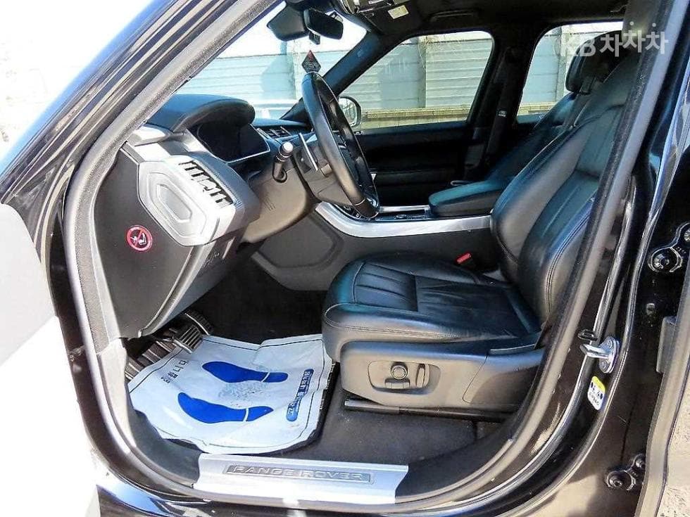 Land Rover Нов Рендж Ровер Спорт3.0 SDV6 HSE Динамик - 5