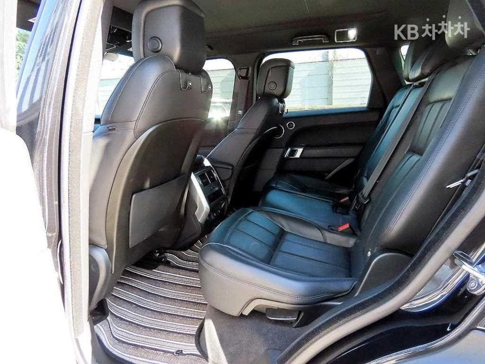 Land Rover Нов Рендж Ровер Спорт3.0 SDV6 HSE Динамик - 6