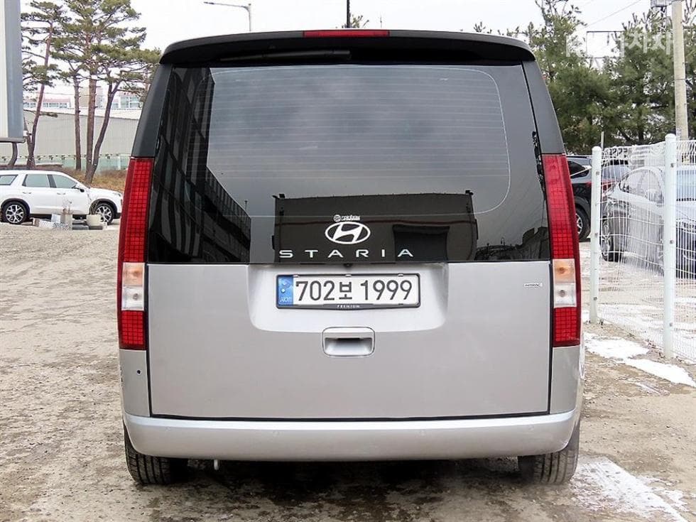 Хюндай Staria2.2 Турер 11 AWD Modern - 4