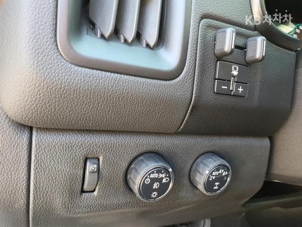 Джи Ем Корея Real New Colorado3.6L V6 4x4 Extreme-X - 9