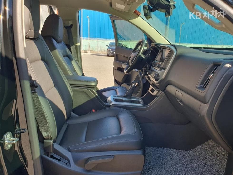 Джи Ем Корея Real New Colorado3.6L V6 4x4 Extreme-X - 19